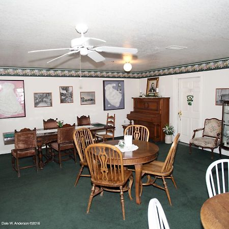 Step Back Inn Aztec Exterior foto
